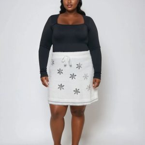 Plus Size Snowflake Knit A-Line Mini Skirt